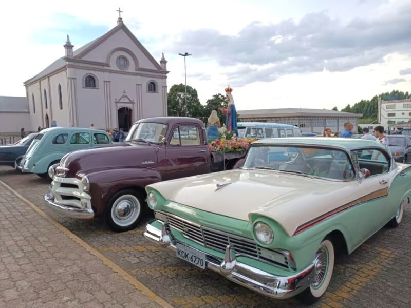 Pré-romaria deve levar cerca de 700 carros antigos ao Santuário de Caravaggio