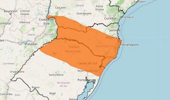 Defesa Civil faz alerta para chuva intensa, granizo e risco de enchentes