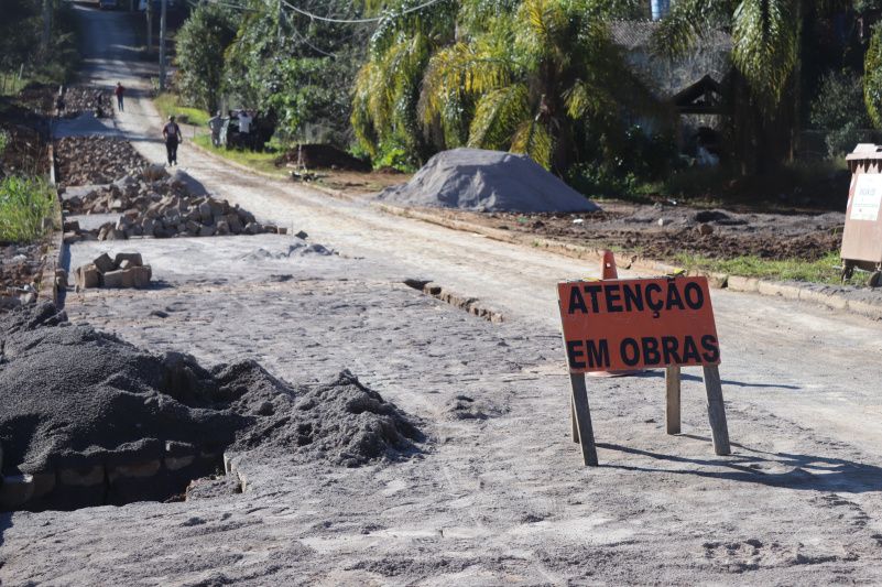 Fim dos Buracos: Repavimentação de vias em Linha Araripe chega a 70%