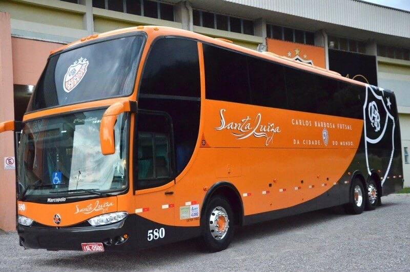 Empresa Santa Luiza personaliza ônibus para a ACBF