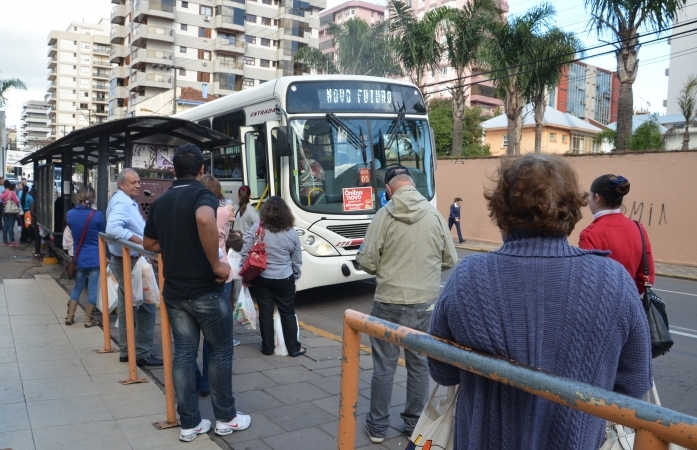 Passagem de ônibus está mais cara em Bento