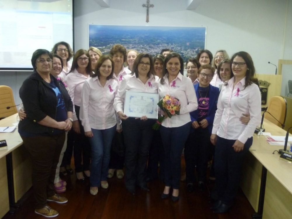 Liga Feminina de Combate ao Câncer é homenageada em Garibaldi