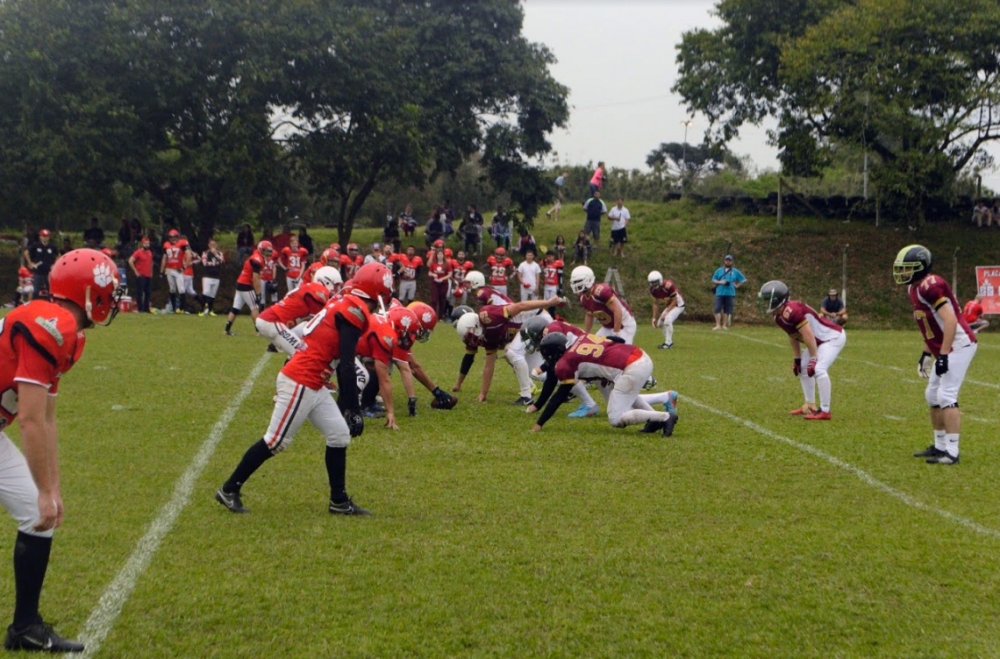 Futebol Americano no Estádio Alcides Santarosa em Garibaldi