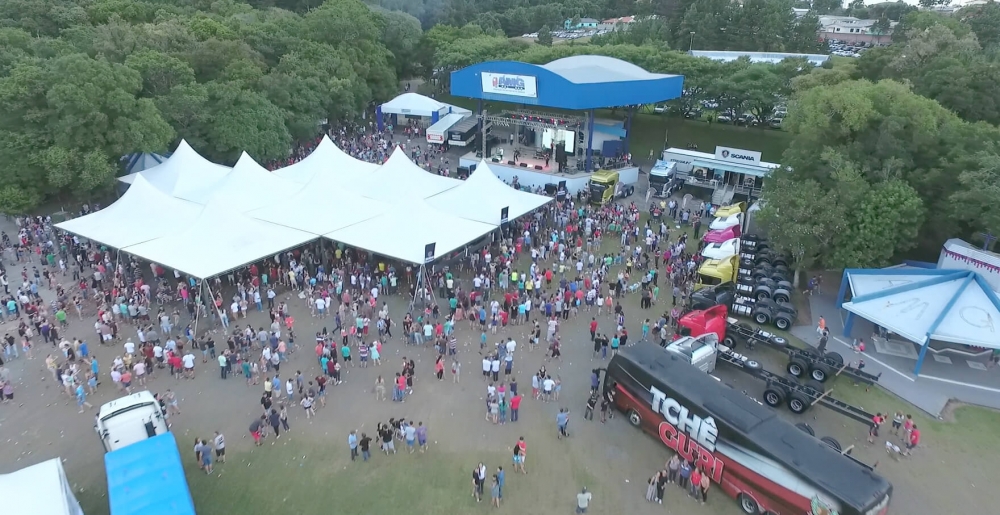 Cerca de 15 mil pessoas participaram da Festa dos Motoristas em Garibaldi