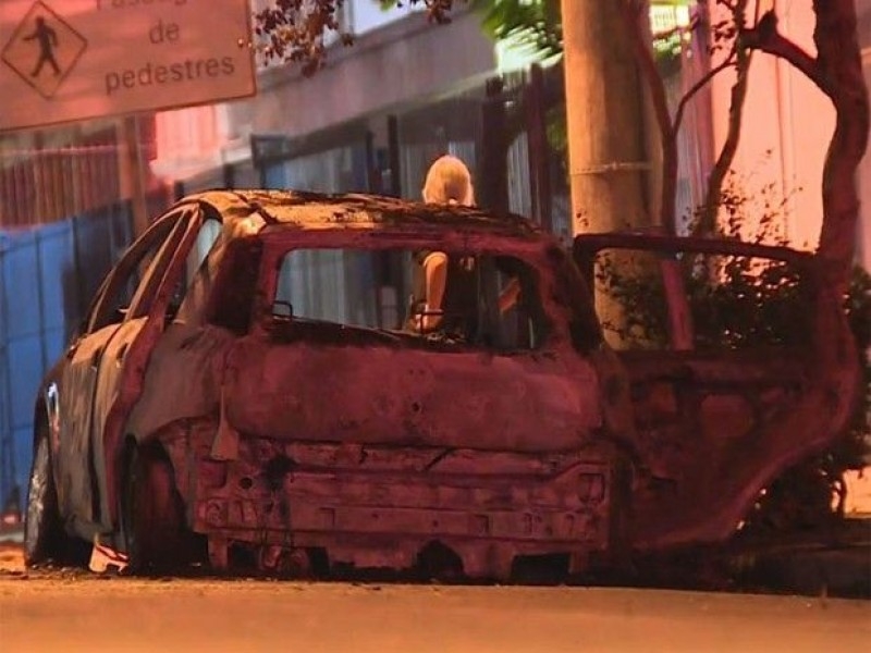 Carro com placas de Bento é encontrado na capital com corpo queimado