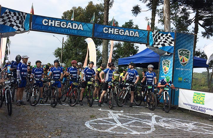 Ciclistas de Garibaldi e Carlos Barbosa participam de prova em Lagoa Vermelha