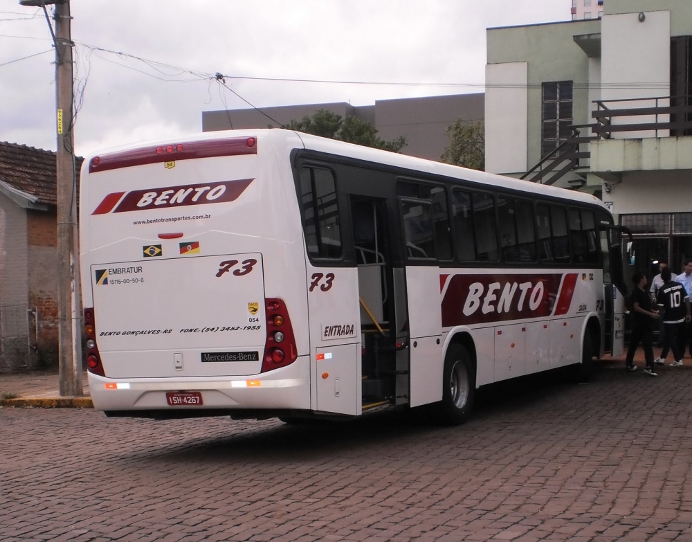 Justiça proíbe Empresa Bento de transportar passageiros em pé