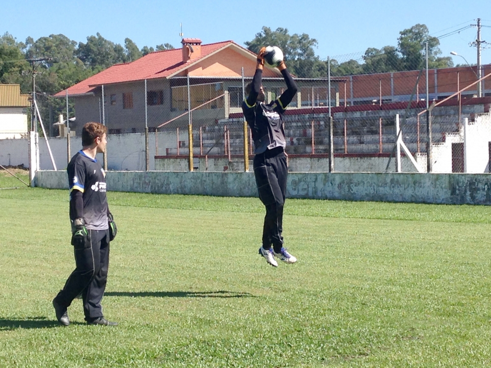 Novos atletas se apresentam no PRS/Garibaldi