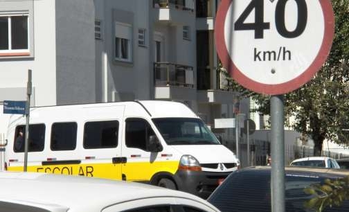 Criança é esquecida e passa horas dentro de Van em Farroupilha