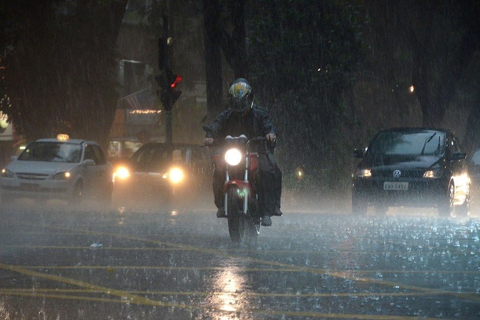 Chuva dá trégua, mas deve retornar no domingo