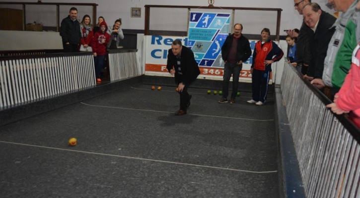 Iniciam as aulas na escolinha de Bocha em Carlos Barbosa