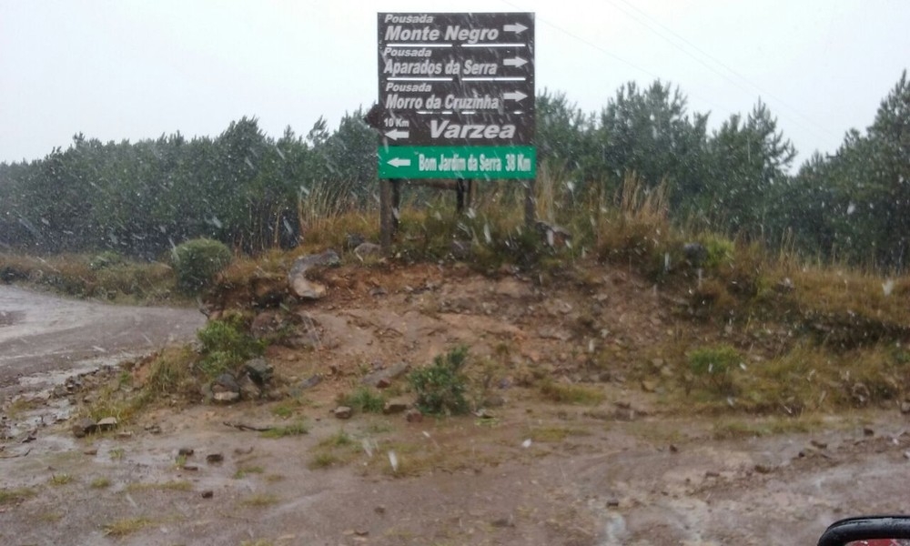 Chuva congelada cai em alguns pontos do RS