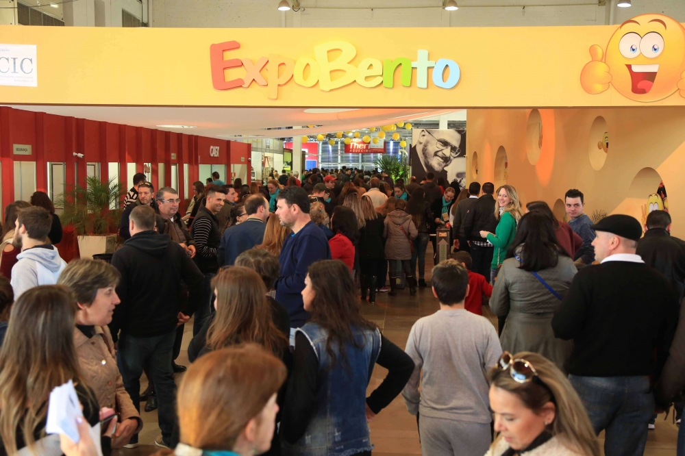 Mais de 75 mil pessoas visitam primeiro fim de semana da ExpoBento