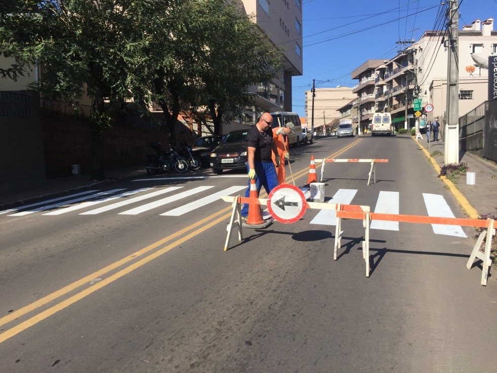 Mudança em faixa de pedestre na Buarque de Macedo em Carlos Barbosa