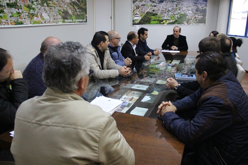 Assinada ordem de serviço para pavimentação da rua David Sartori em Garibaldi