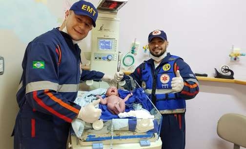 Bebê nasce em ambulância na ERS-122 a caminho do hospital