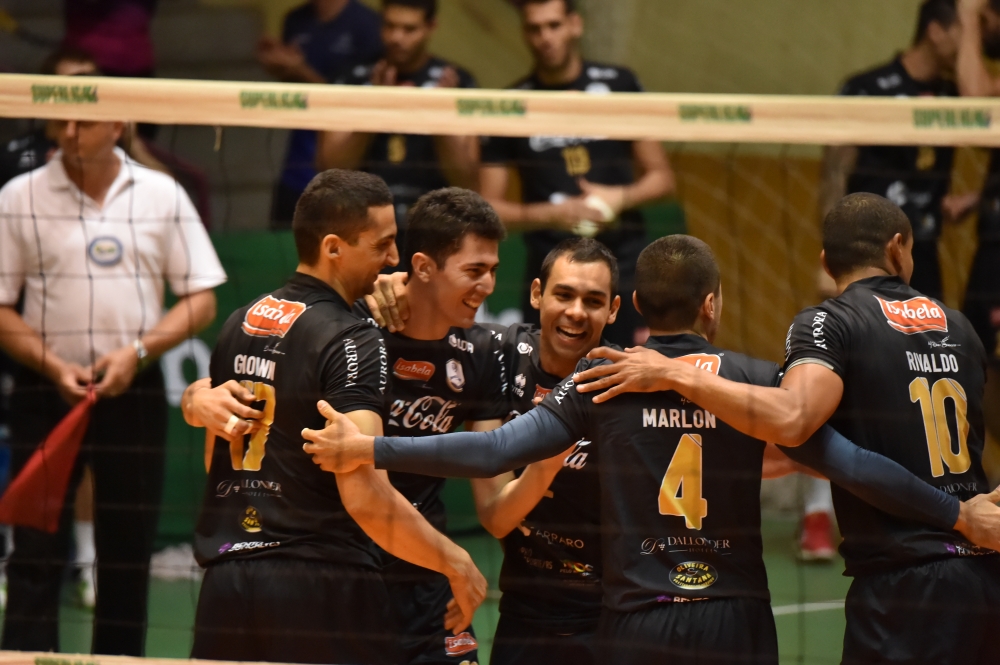 Bento Vôlei anuncia que não irá participar da Super Liga