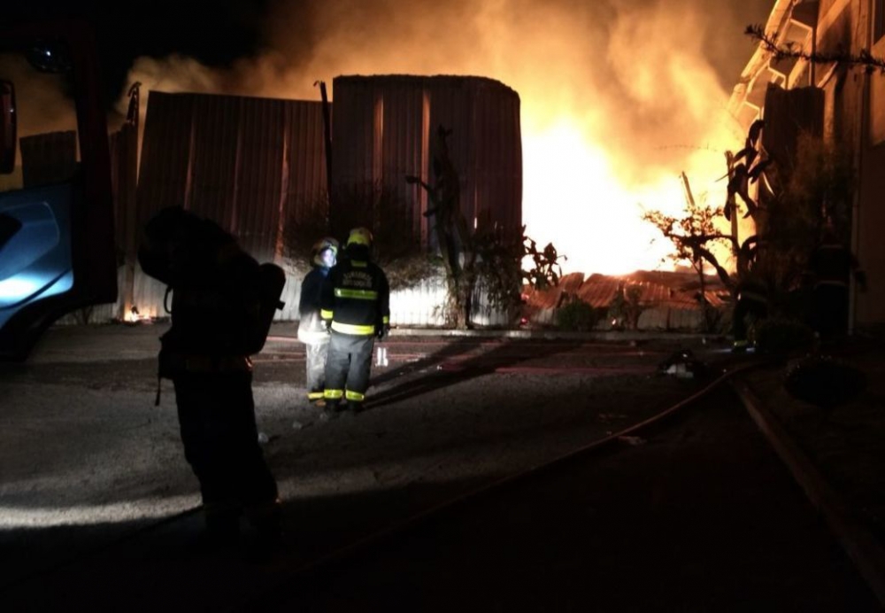 Incêndio em empresa moveleira de Bento Gonçalves