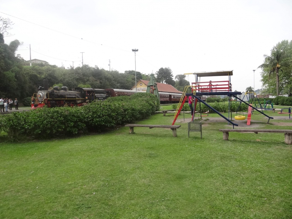 Parque da Estação em Garibaldi terá banheiros e bebedouro