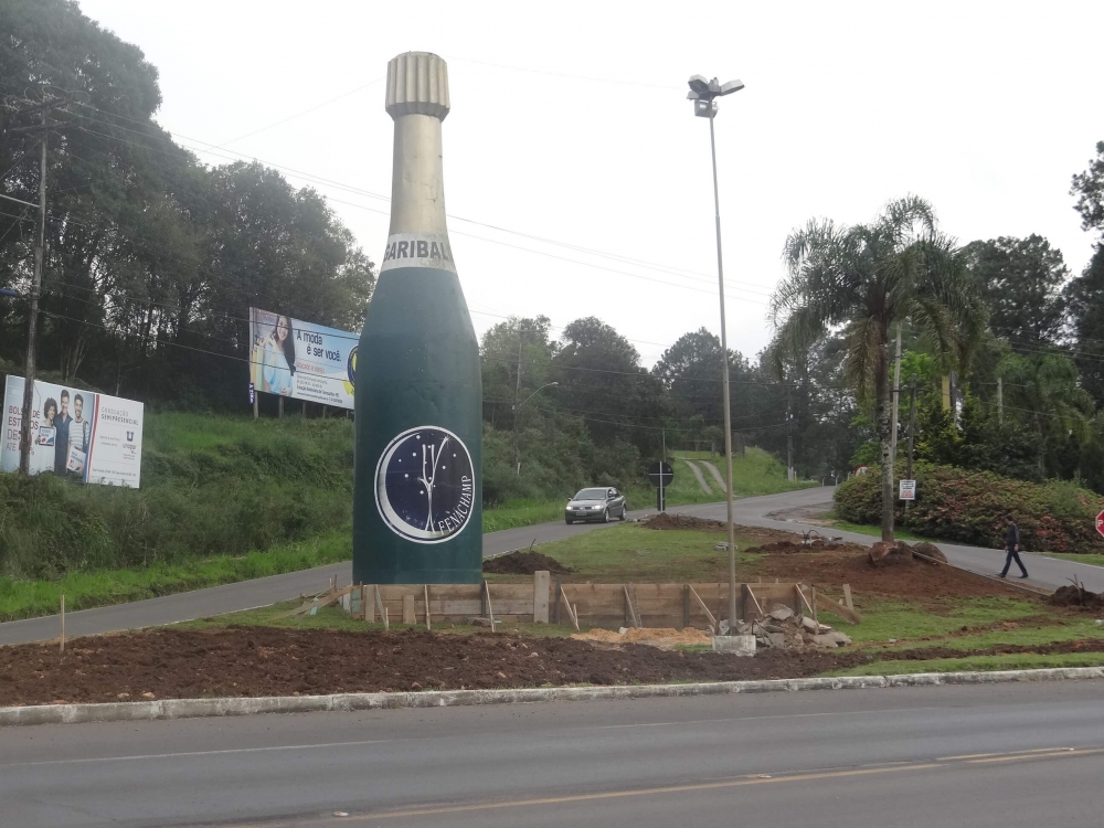 Melhorias estão sendo feitas no Parque da Fenachamp