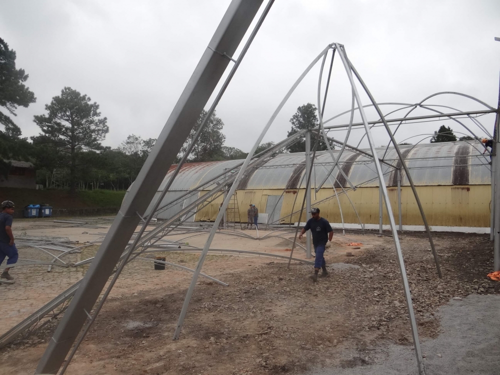 Melhorias estão sendo feitas no Parque da Fenachamp