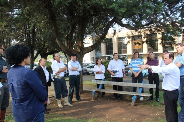 Praça da matriz receberá banheiros 