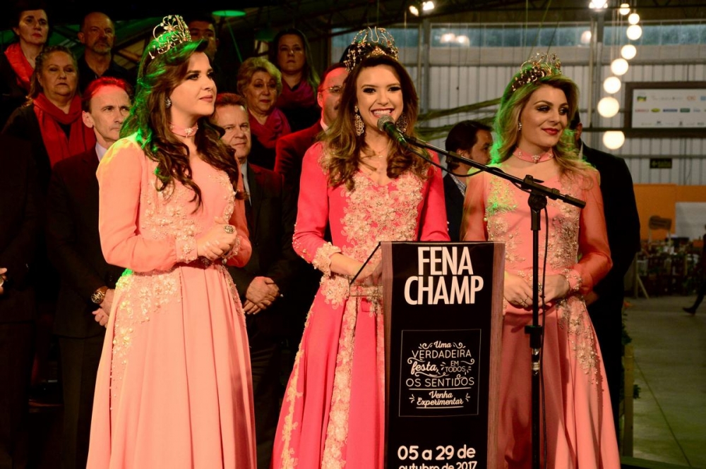 Fenachamp estará aberta ao público neste feriado