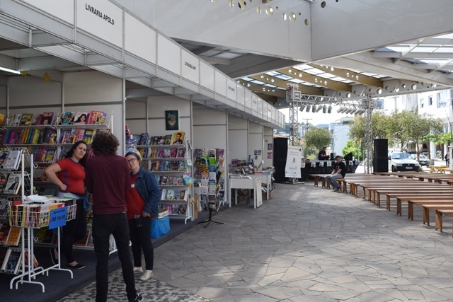 Inicia nesta terça Feira do Livro em Garibaldi