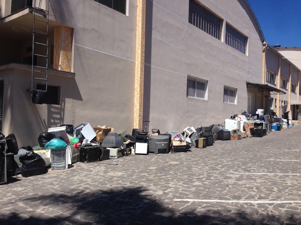 Coleta de eletrônicos em Garibaldi arrecada sete toneladas