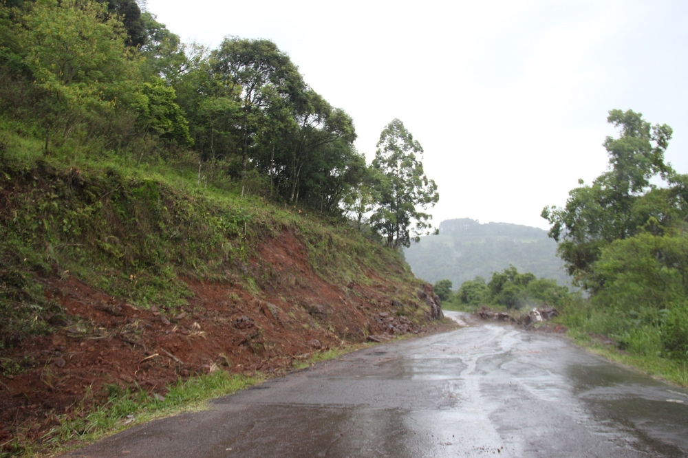 Estrada Alencar Araripe terá trânsito interrompido nesta quarta