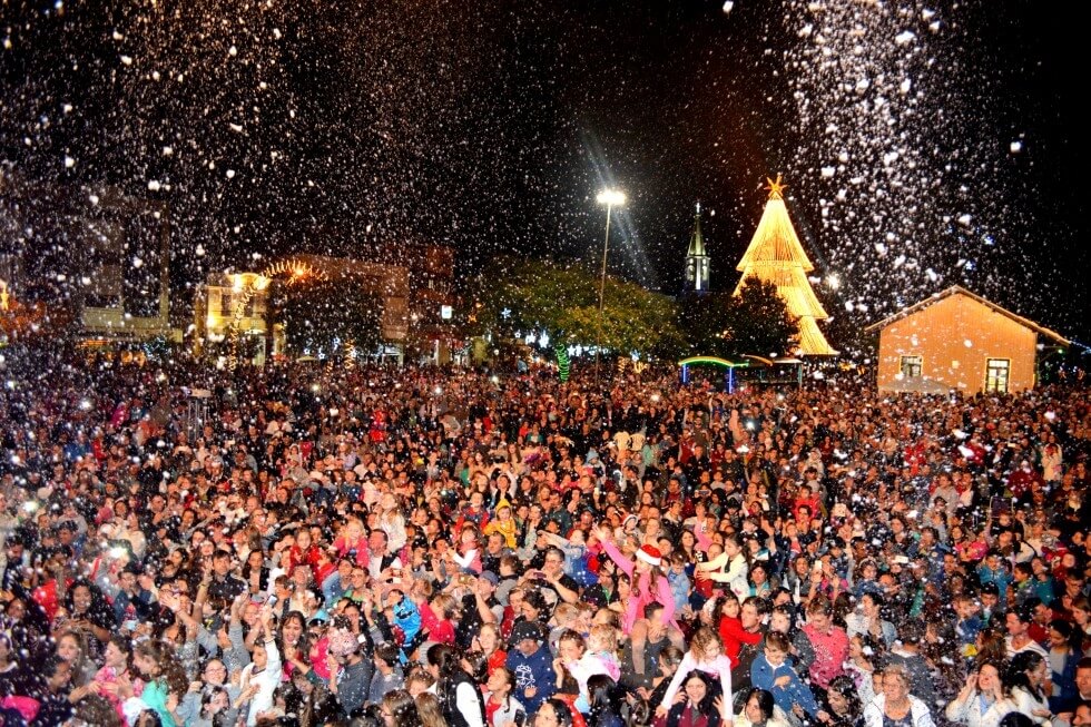 Evento natalino atrai grande público em Carlos Barbosa