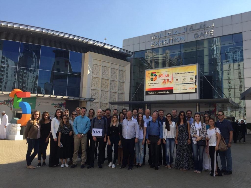 Grupo de Carlos Barbosa, Garibaldi e Bento visitam feira em Dubai