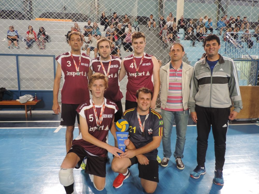 Definidos os campeões do municipal de voleibol