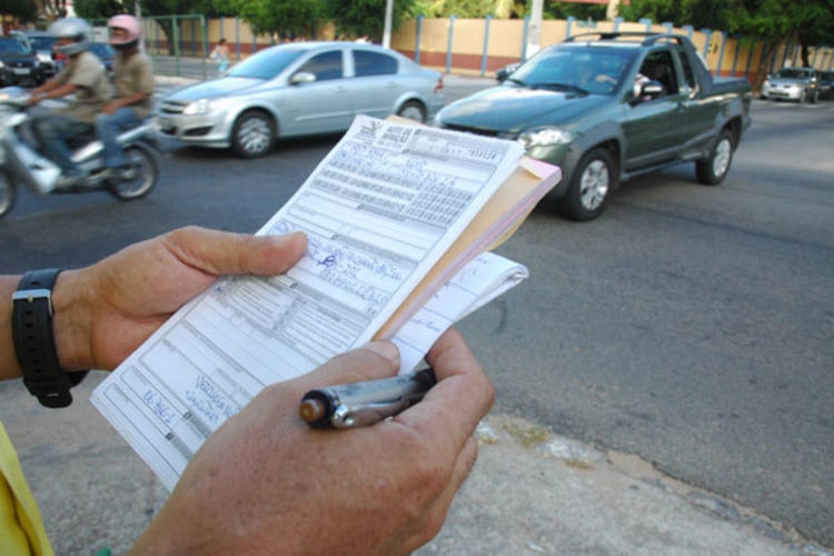 Como recorrer das multas de trânsito aplicada pelos fiscais