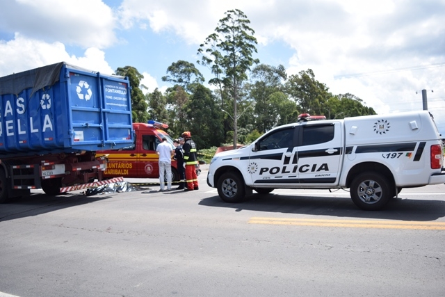 Homem morre após ser atropelado na BR-470 em Garibaldi