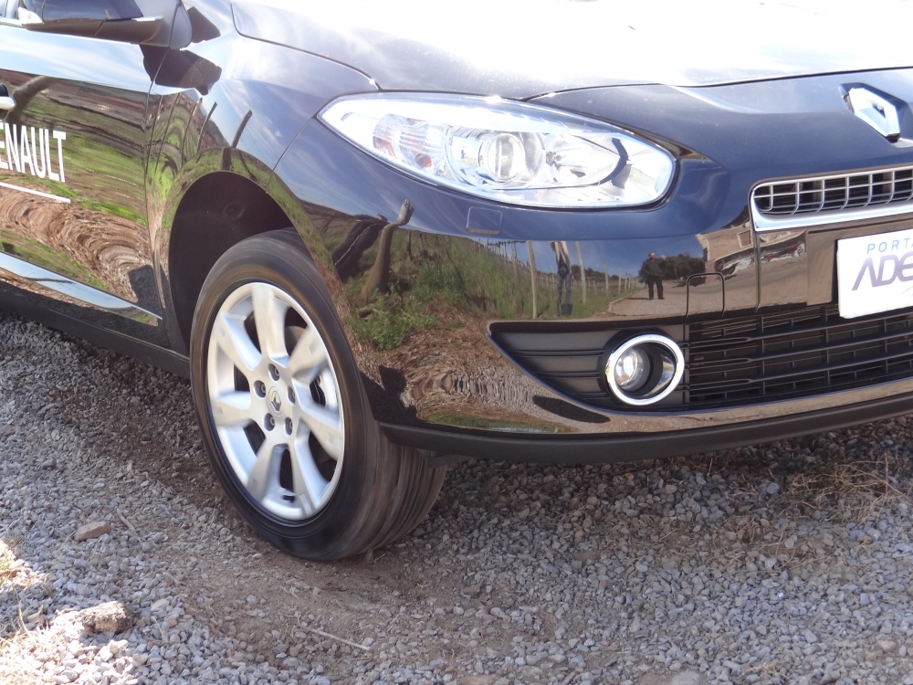 No Vale dos Vinhedos Testamos o Renault Fluence