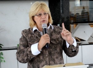 Farroupilha: Vereadora Glória Menegotto assume o comando da Prefeitura 