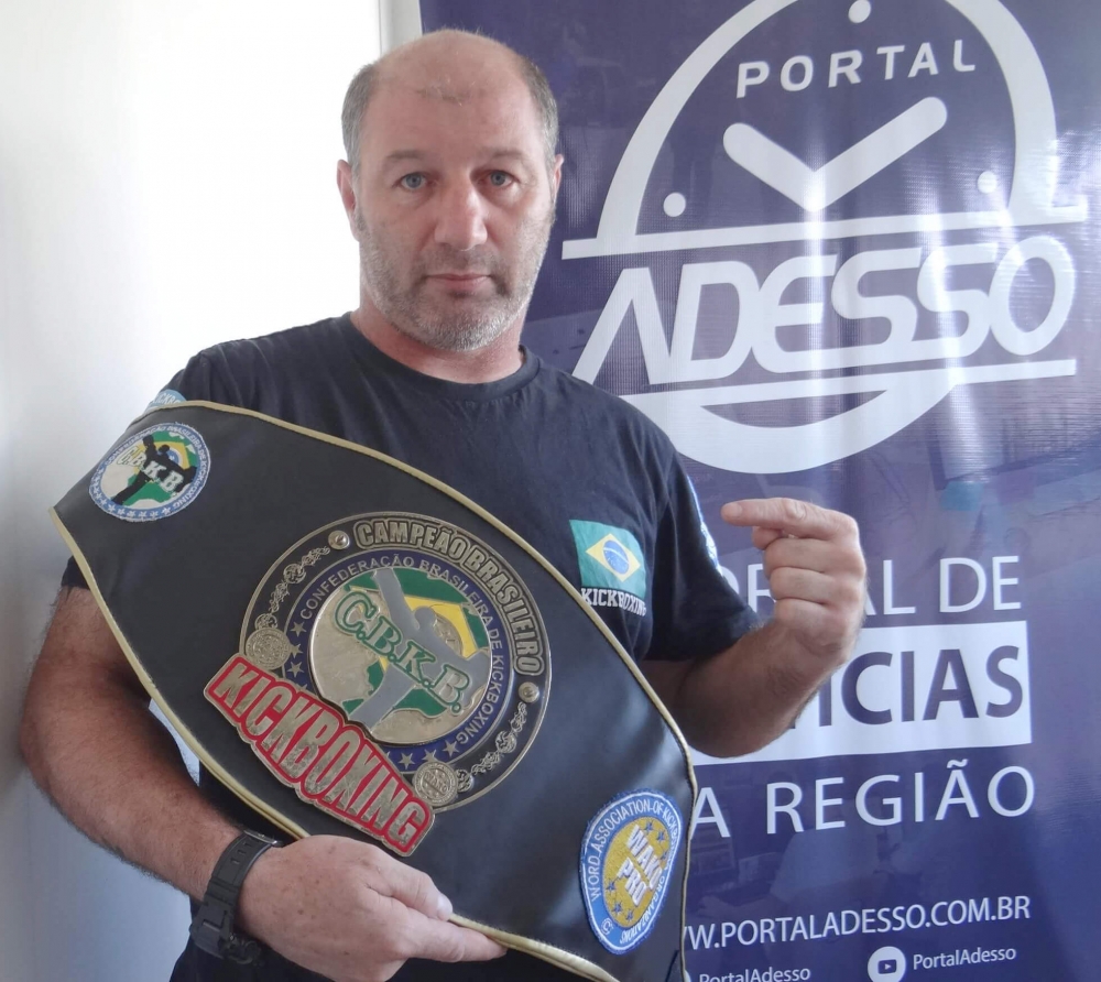 Lutador de kickboxing deixou os tatames após lesão