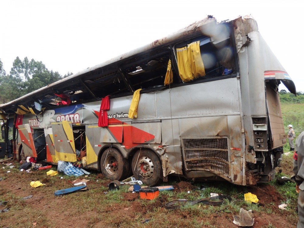 Quatro mortos e mais de 35 feridos em acidente com ônibus de Nova Prata