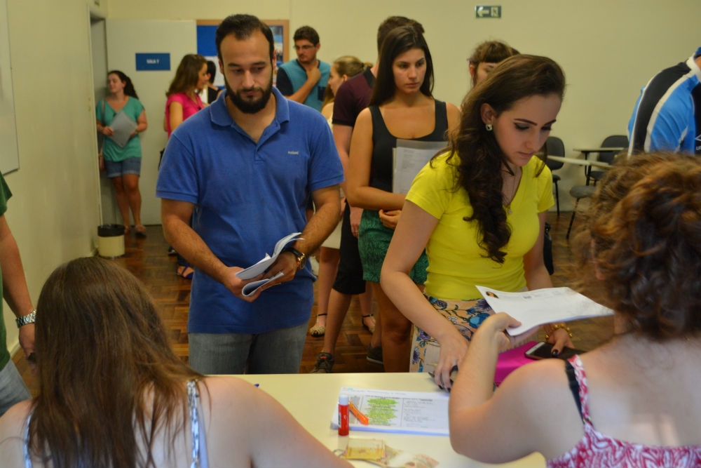 Cadastro para estudantes universitários de Garibaldi iniciam nesta semana