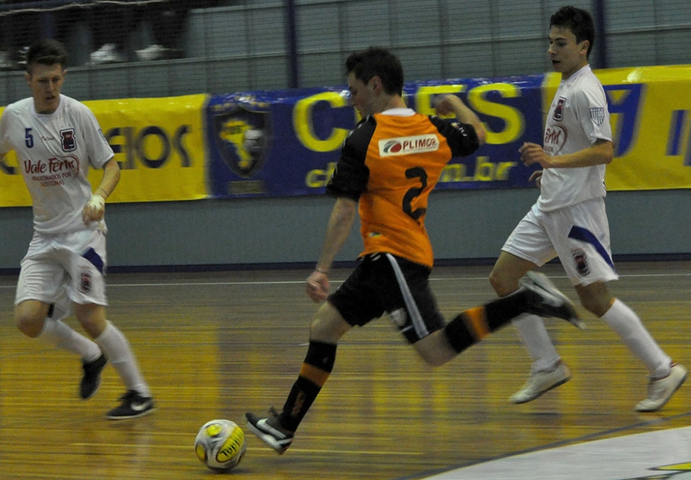 Inicia a Taça Barsil Sub-20 de Futsal em Carlos Barbosa