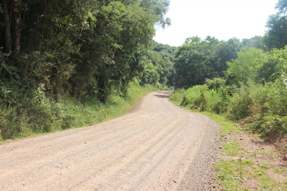 Assinada Ordem de Serviço para asfaltamento da Estrada Araújo/São Gotardo