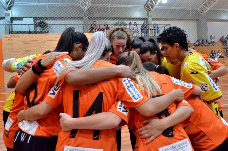 Equipe feminina da ACBF não jogará em 2018