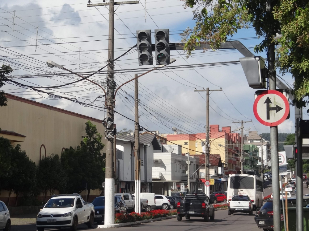 Instalação de semáforos em Garibaldi volta ser debatida na Câmara