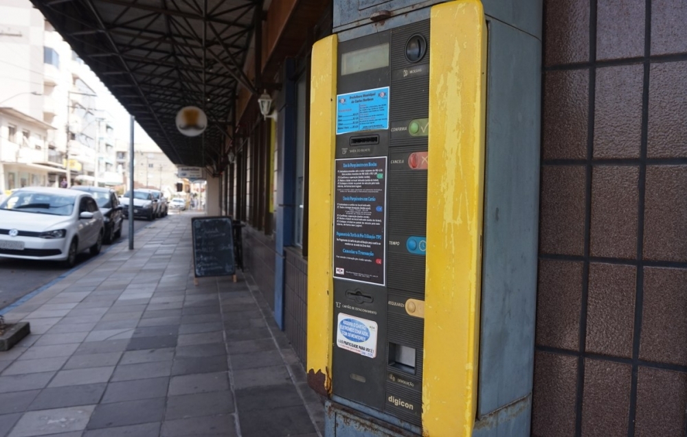 Estacionamento rotativo voltar a funcionar em Carlos Barbosa