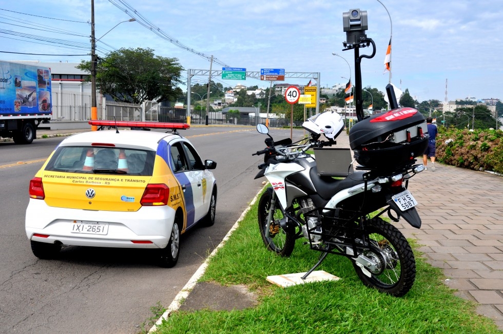 Carlos Barbosa utiliza leitores de placas para controlar fluxo de veículos