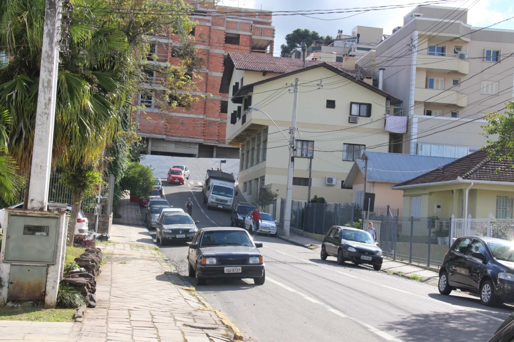 Rua Agostinho Mazzini passará a ter dois sentidos em Garibaldi