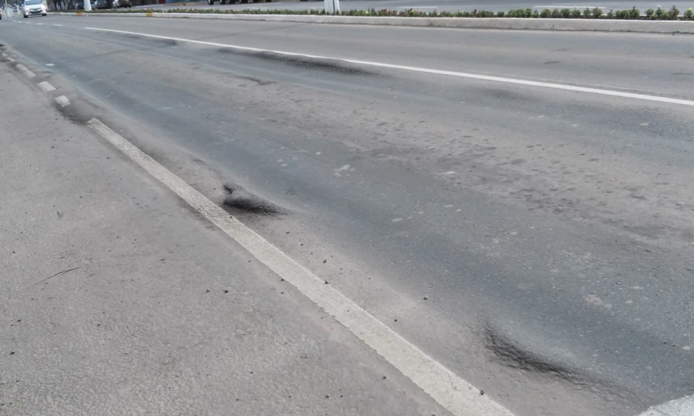 Problemas no asfalto da Avenida Independência em Garibaldi