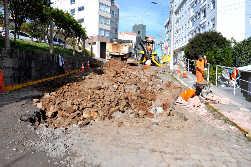 Ruas Assis Brasil e Garibaldi estarão bloqueadas nesta quinta em Carlos Barbosa