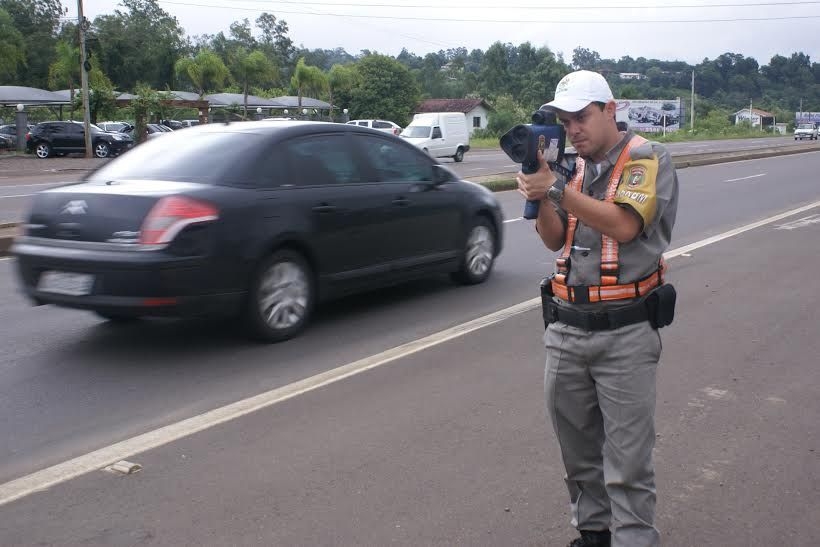 Em 48 horas, mais de mil condutores são autuados na Serra